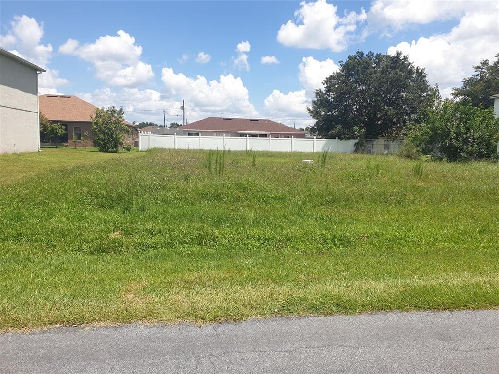 17 ALTERA COURT KISSIMMEE, FL 34758