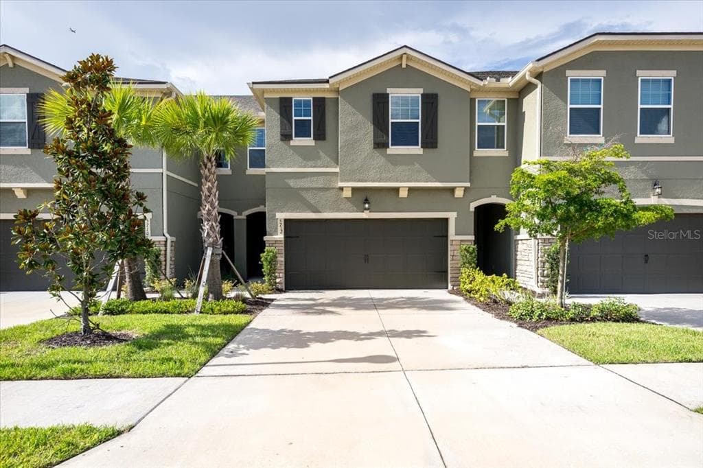 5712 GRAND SONATA AVENUE