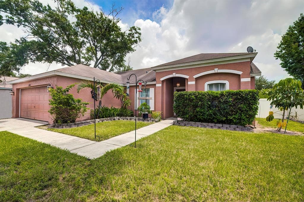 15009 TRAIL CREEK PLACE TAMPA, FL 33625