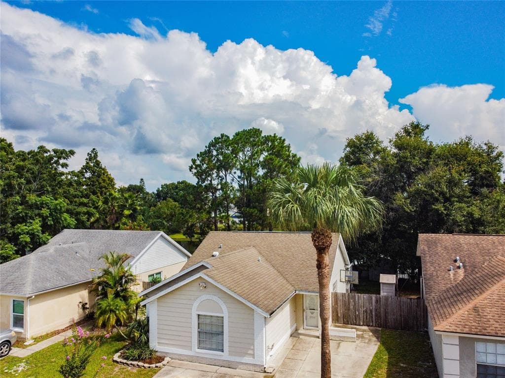 13335 LARAWAY DRIVE RIVERVIEW, FL 33579