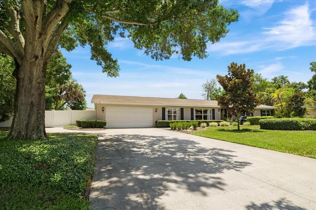 2390 66TH AVENUE S ST PETERSBURG, FL 33712