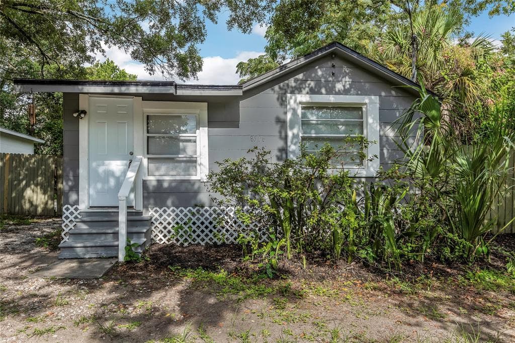 8506 N 17TH STREET TAMPA, FL 33604