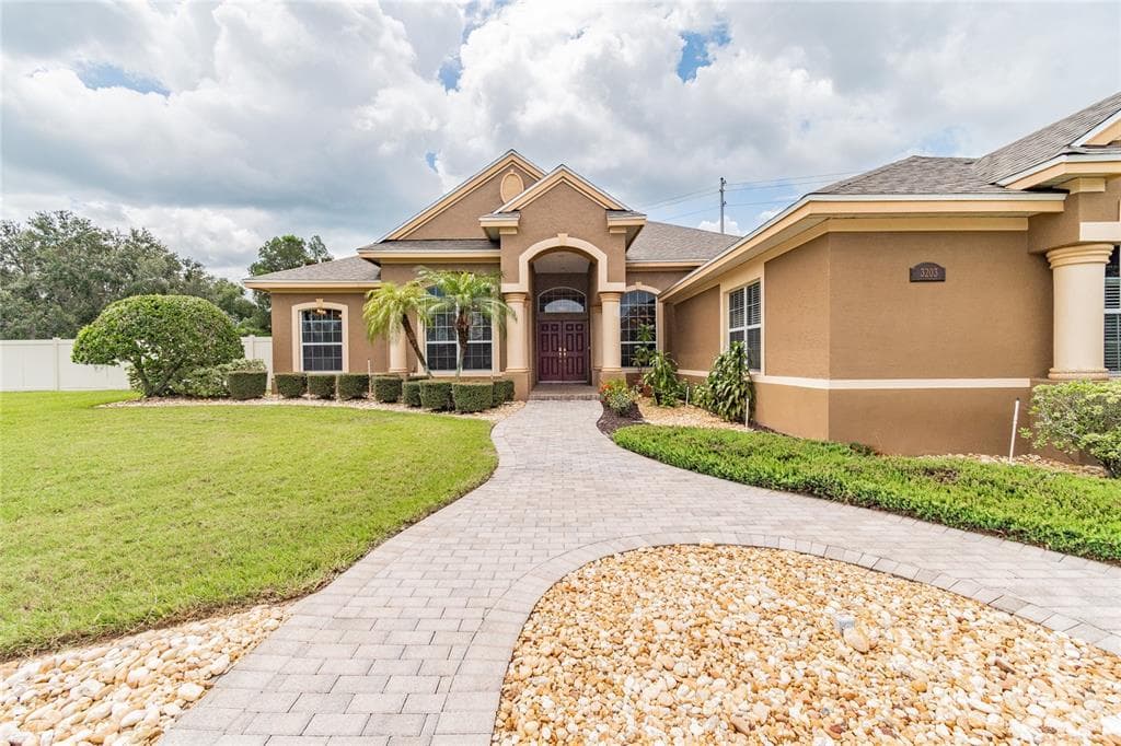 3203 HIGHLANDS LAKEVIEW CIRCLE