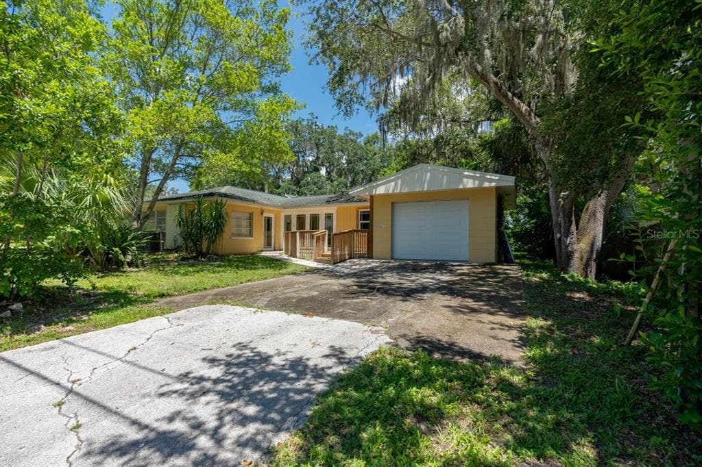 5648 ALTO AVENUE PORT RICHEY, FL 34668