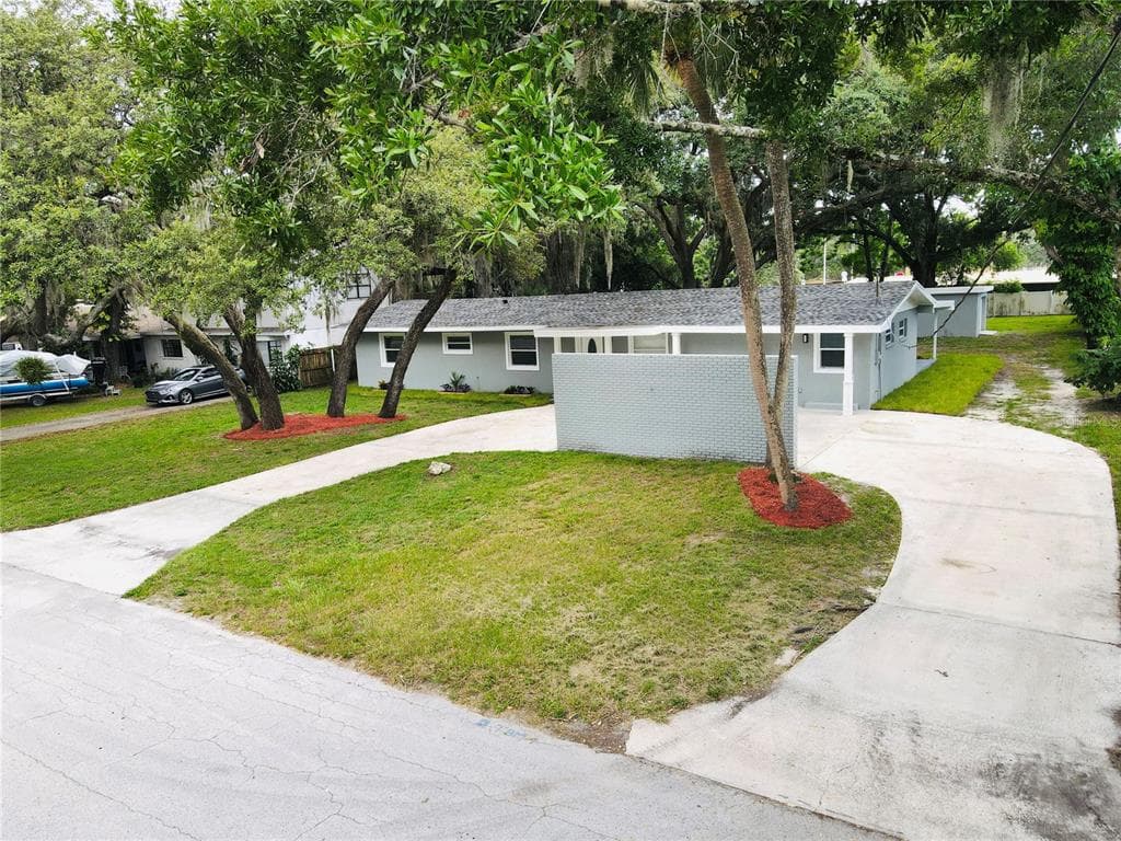 7810 N 57TH STREET TAMPA, FL 33617