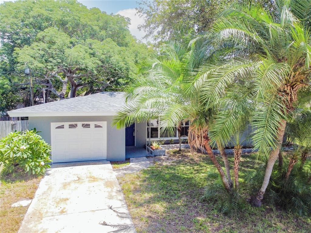 1553 S EVERGREEN AVENUE CLEARWATER, FL 33756