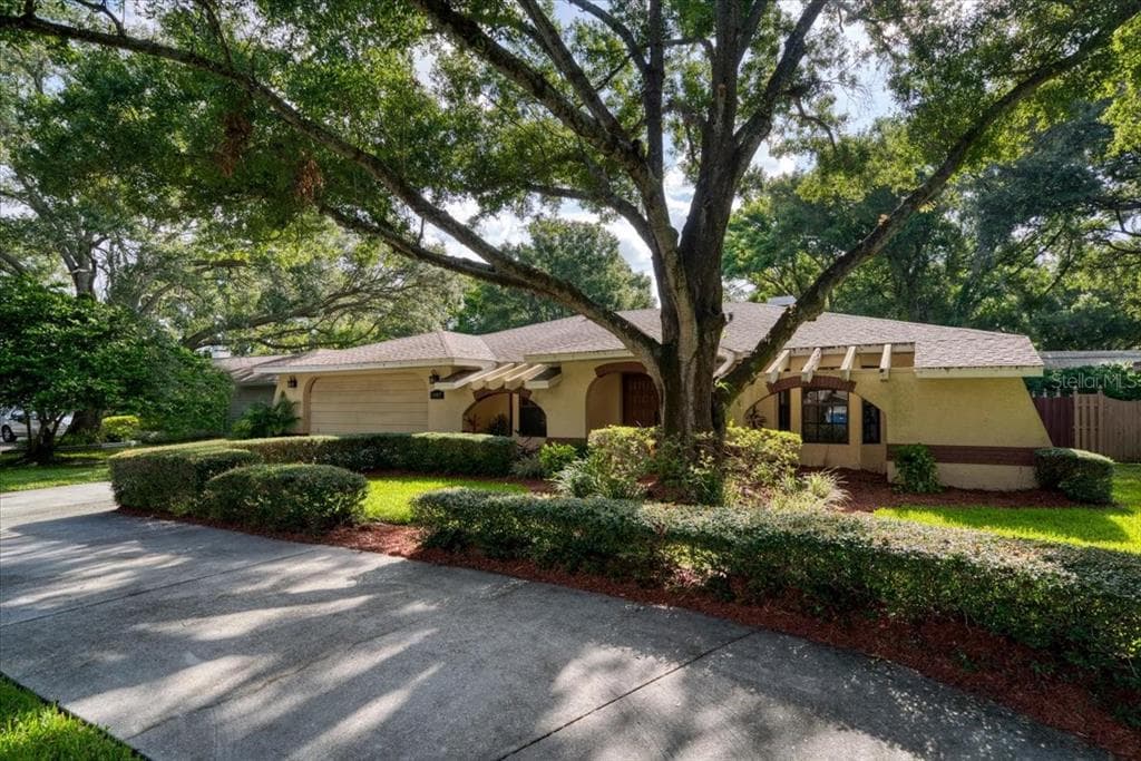 1487 EXCALIBER DRIVE CLEARWATER, FL 33764