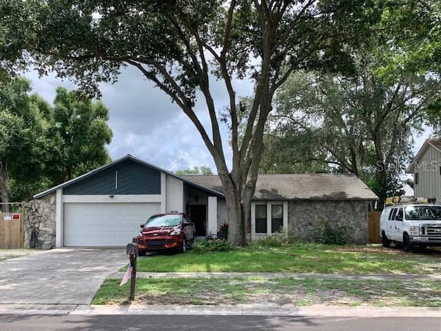 14911 OLDGATE PLACE TAMPA, FL 33624