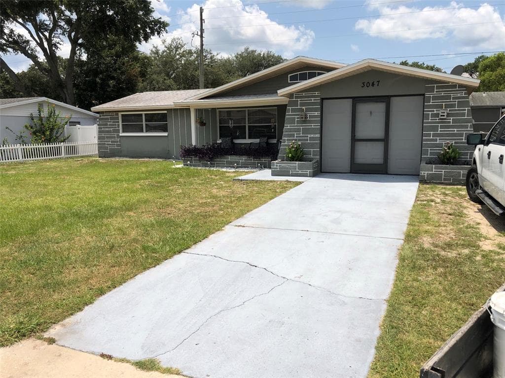 3047 FINCH DRIVE HOLIDAY, FL 34690