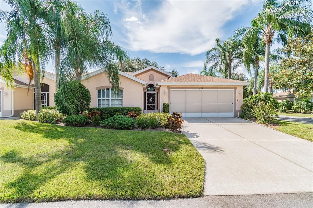 1027 NEW WINSOR LOOP SUN CITY CENTER, FL 33573