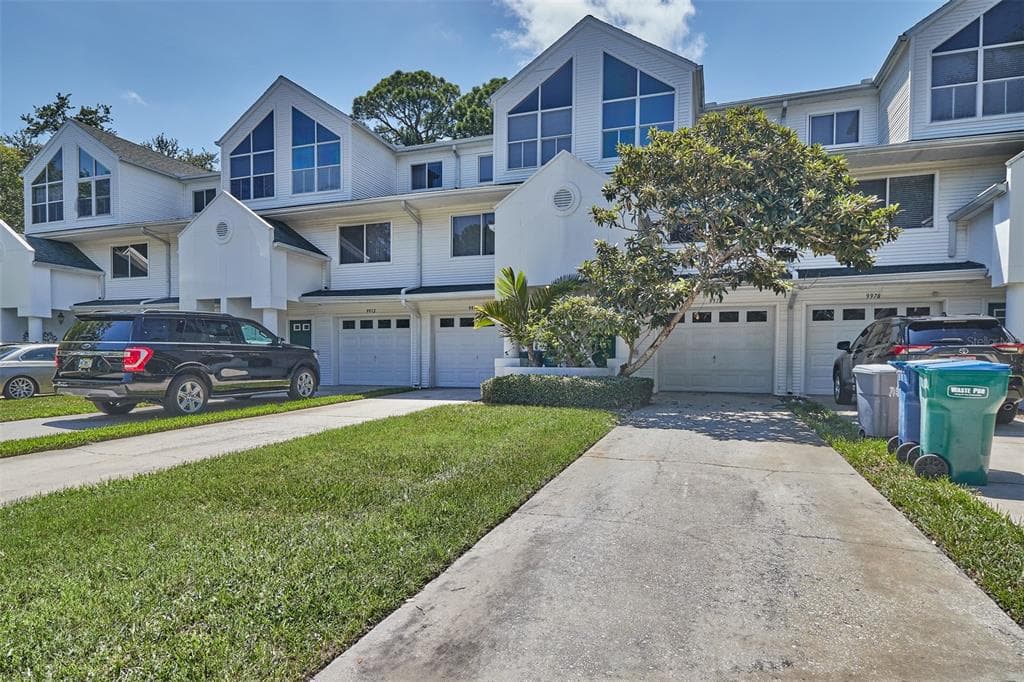 9976 INDIAN KEY TRAIL UNIT 7 SEMINOLE, FL 33776