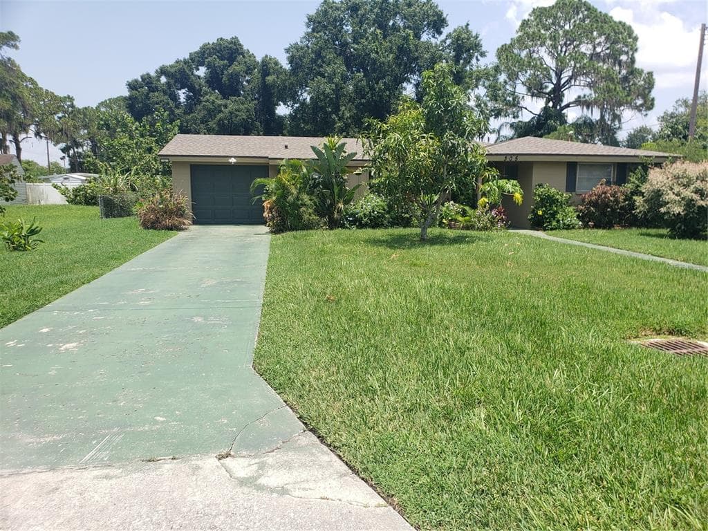 305 5TH AVENUE NW RUSKIN, FL 33570