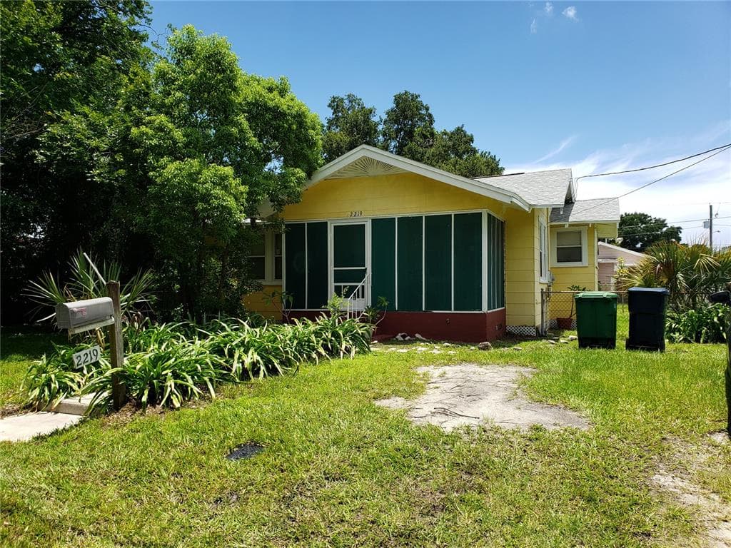 2219 MARCONI STREET TAMPA, FL 33605