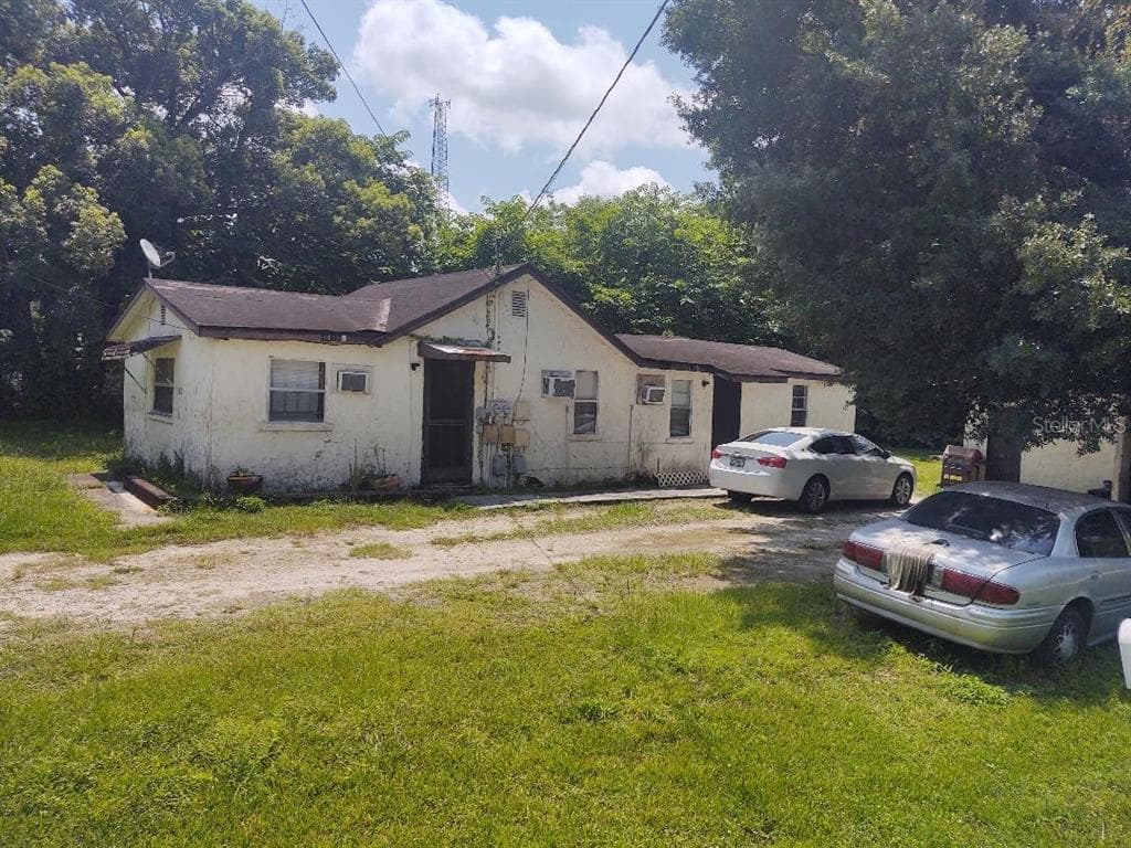 7411 E 19TH AVENUE TAMPA, FL 33619