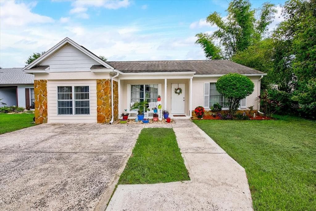 8314 NATCHEZ STREET TAMPA, FL 33637