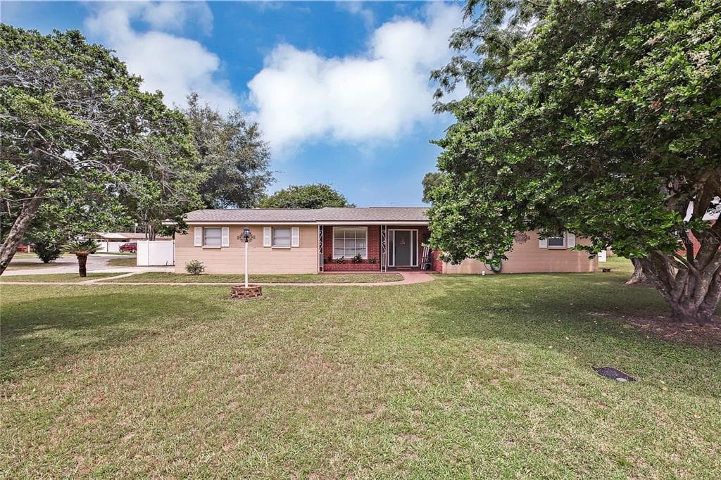 5942 13TH STREET ZEPHYRHILLS, FL 33542