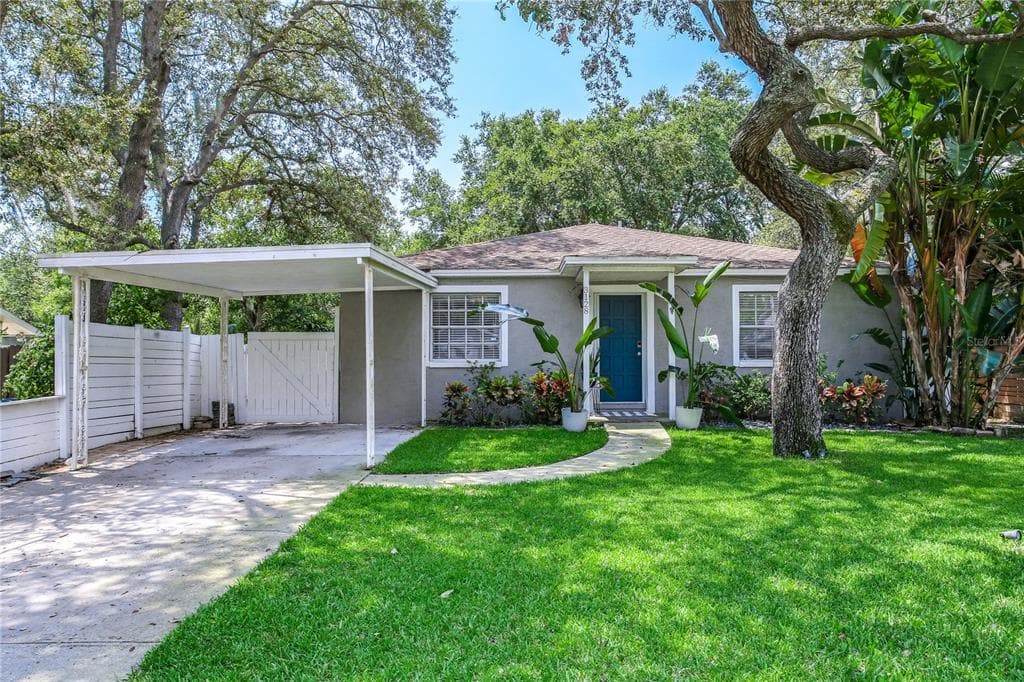 3128 W VARN AVENUE TAMPA, FL 33611