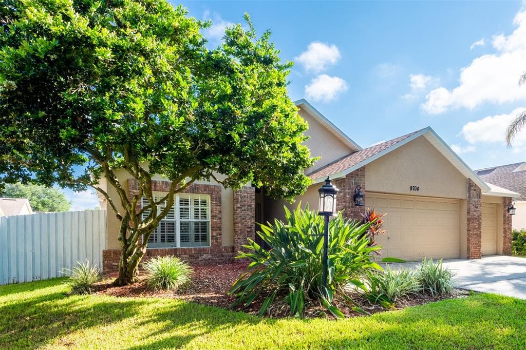 9704 BAY COLONY DRIVE RIVERVIEW, FL 33578
