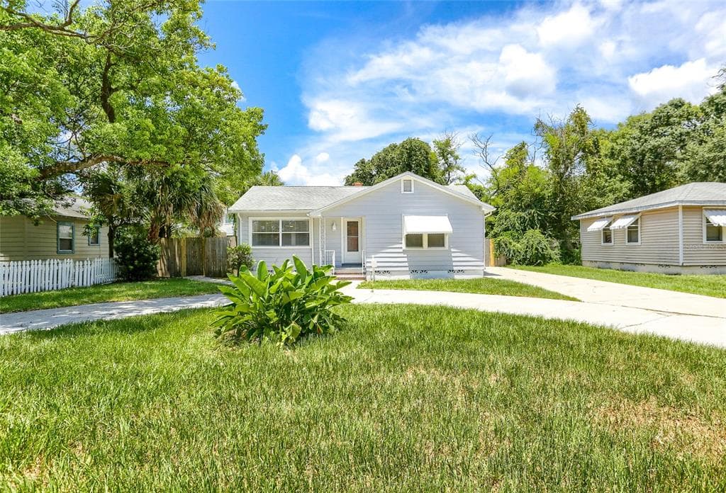 4149 FAIRFIELD AVENUE S ST PETERSBURG, FL 33711