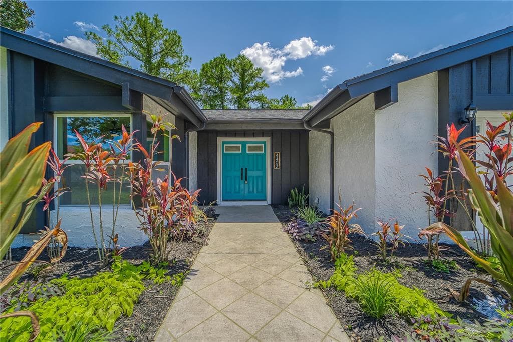 4402 STONEHENGE ROAD TAMPA, FL 33624