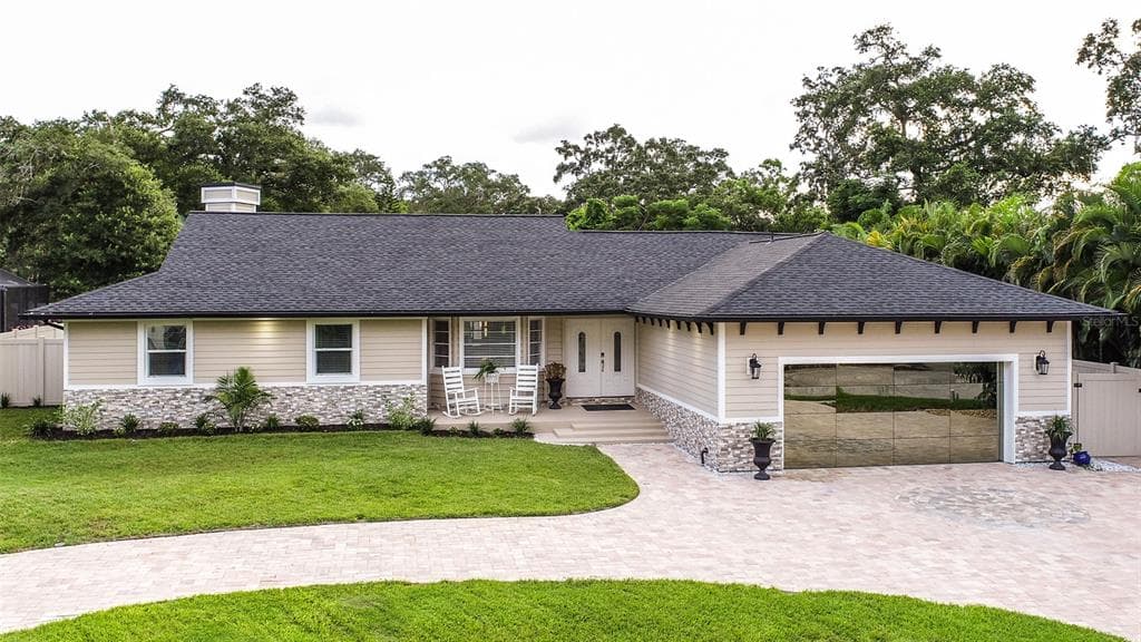 1880 CASTLE WOODS DRIVE CLEARWATER, FL 33759