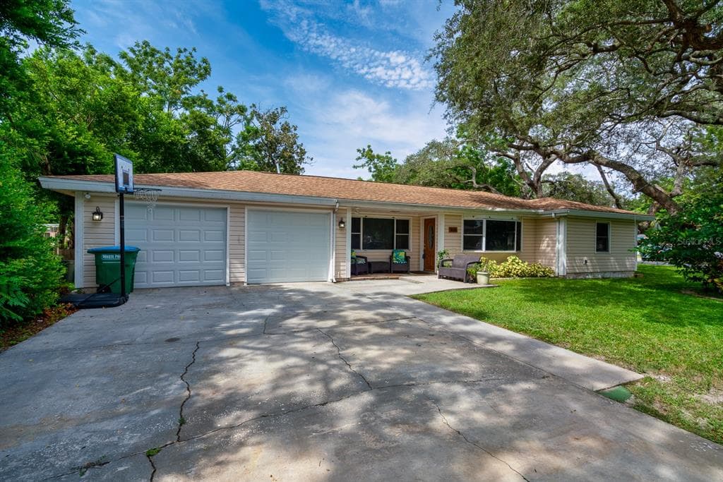 1616 LEVERN STREET CLEARWATER, FL 33755