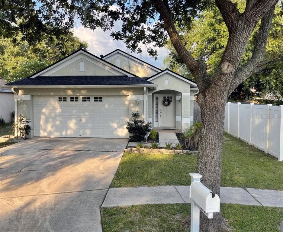 11104 N ELSINORE COURT