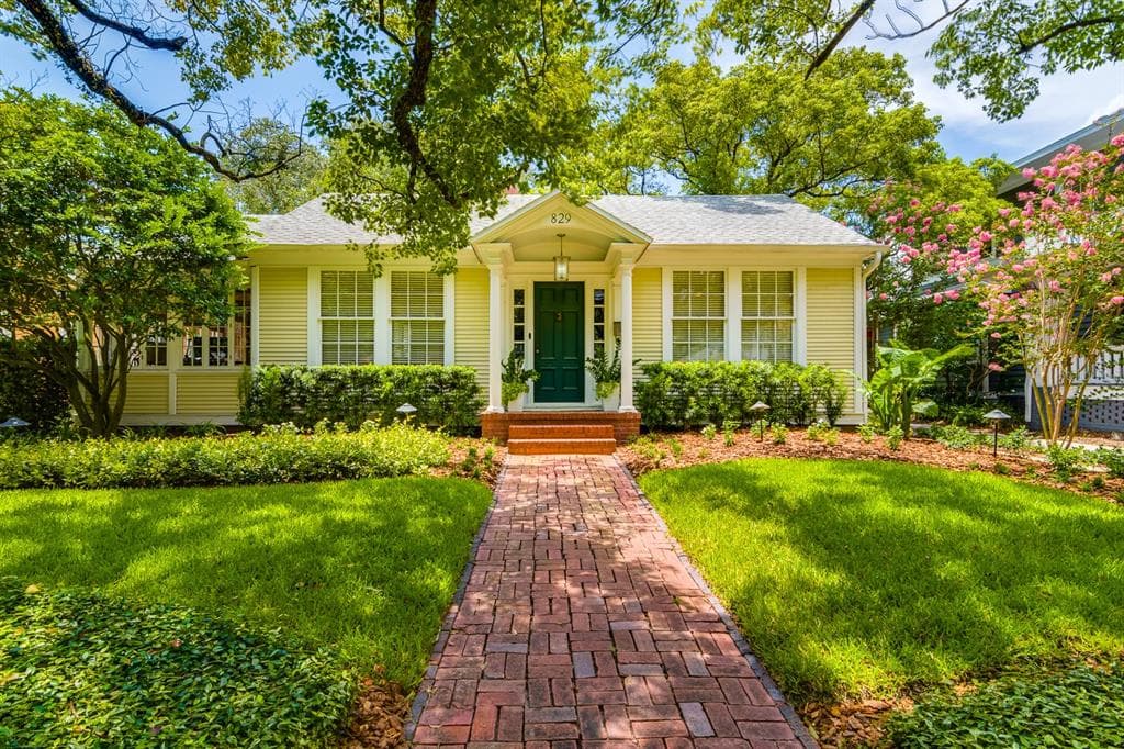 829 S WILLOW AVENUE TAMPA, FL 33606