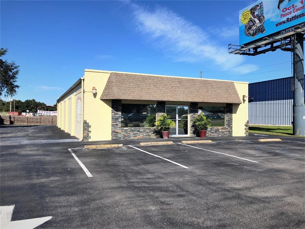 3901 LAND O LAKES BOULEVARD LAND O LAKES, FL 34639