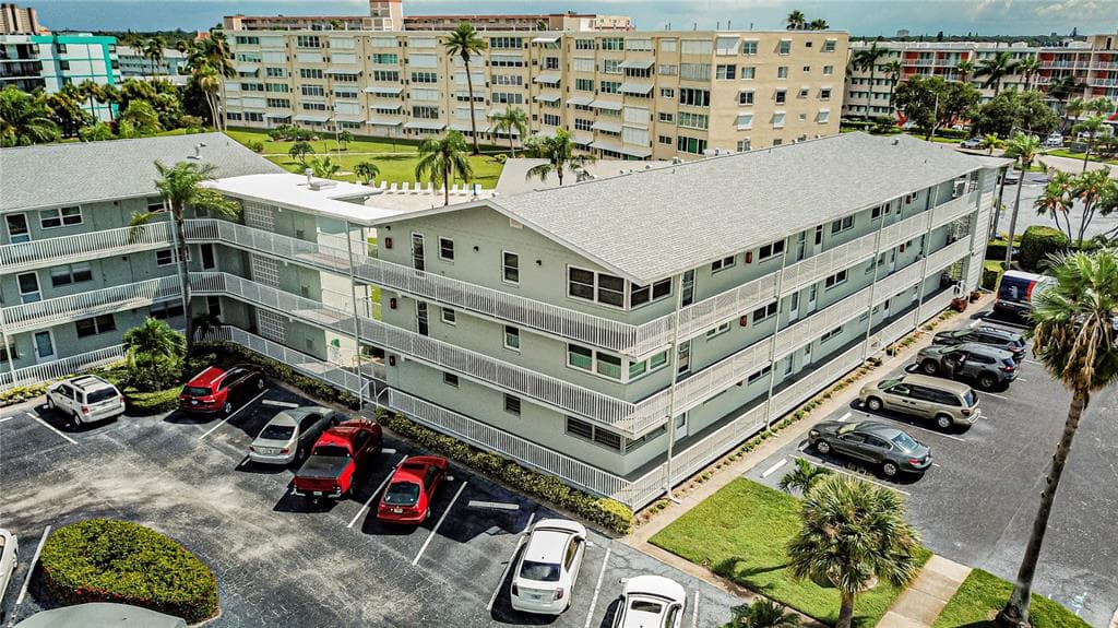 1898 SHORE DRIVE S UNIT 315 SOUTH PASADENA, FL 33707