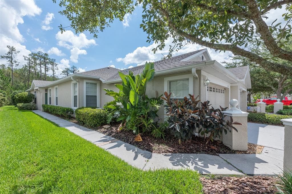 3424 CHAPEL CREEK CIRCLE WESLEY CHAPEL, FL 33544