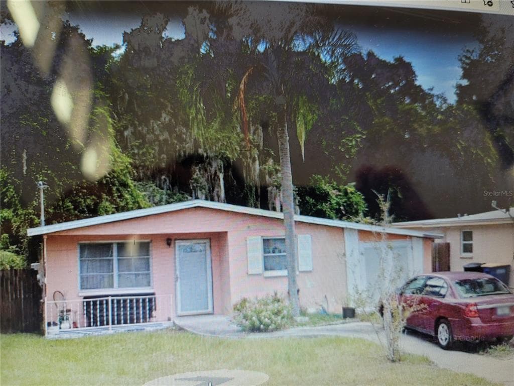 2028 N BETTY LANE CLEARWATER, FL 33755