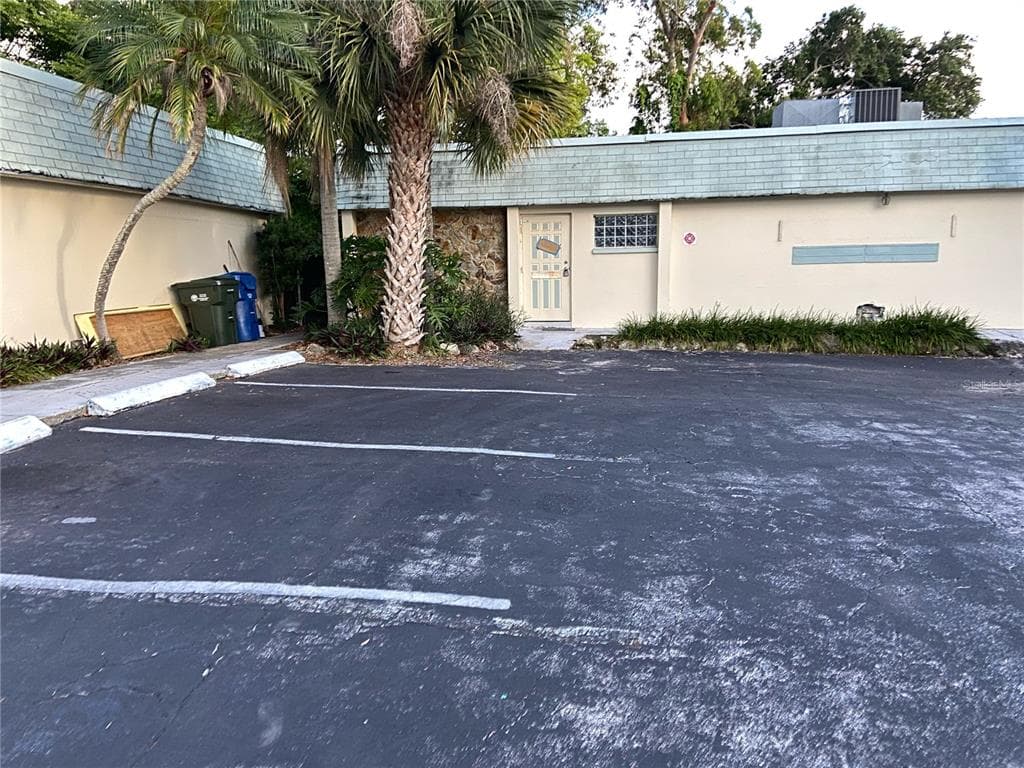 1631 W BAY DRIVE UNIT A LARGO, FL 33770