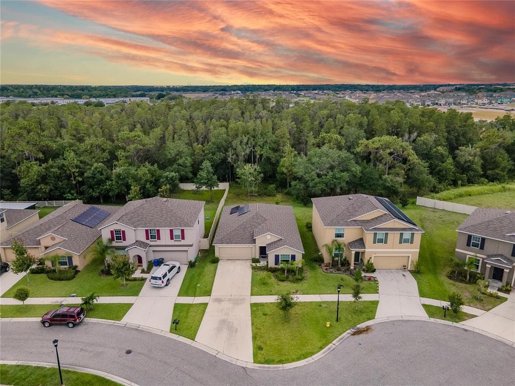 7241 SOMERSET POND DRIVE RUSKIN, FL 33573
