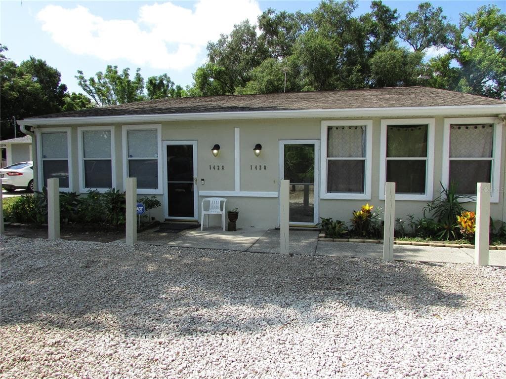 1428 W ARCTIC STREET TAMPA, FL 33604
