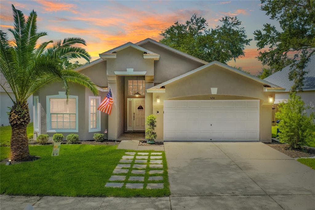 624 SOMERSTONE DRIVE VALRICO, FL 33594