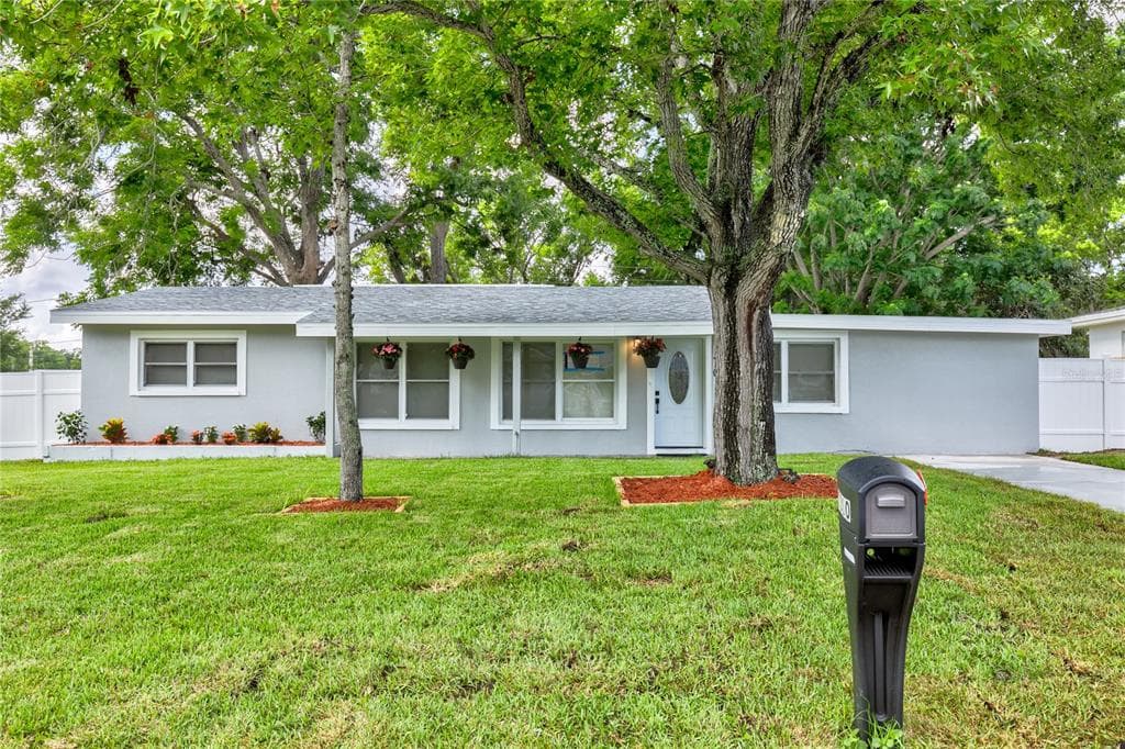 11310 111TH AVENUE SEMINOLE, FL 33778