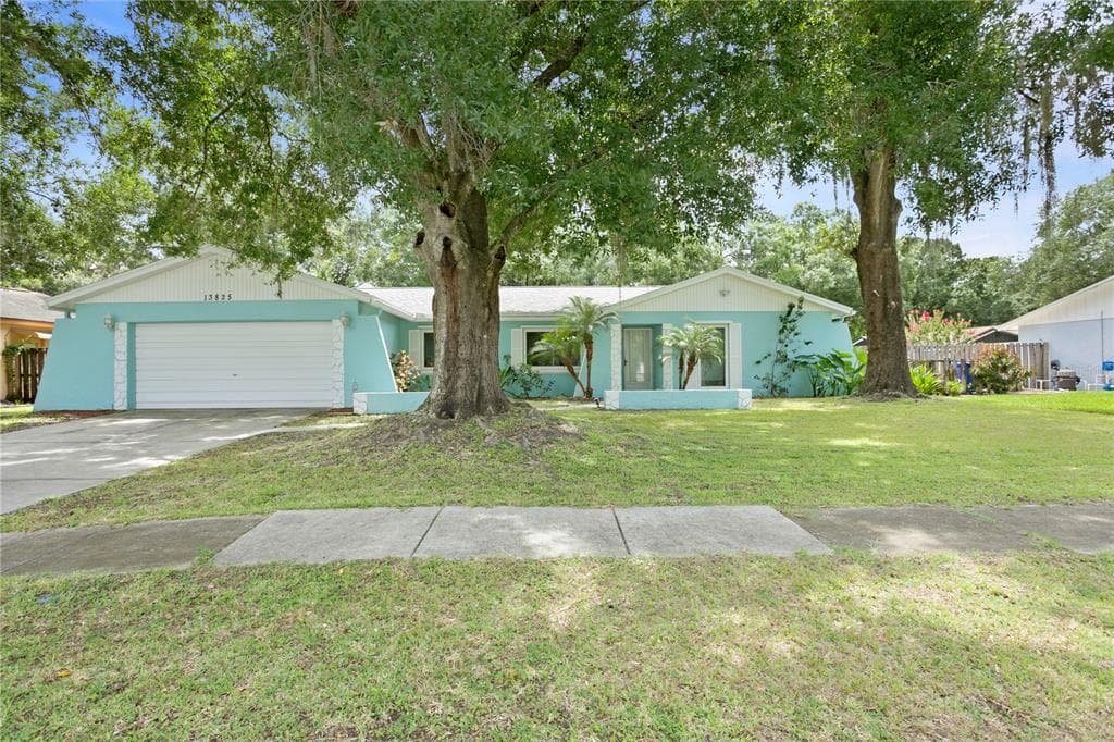 13825 CHERRY BROOK LANE TAMPA, FL 33618
