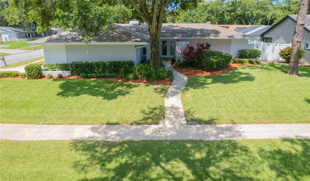 1888 DEL ROBLES TERRACE CLEARWATER, FL 33764