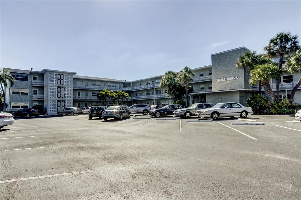 1898 SHORE DRIVE S UNIT 218