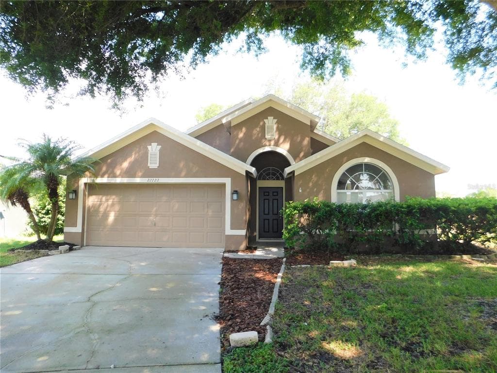 22723 SILLS LOOP LAND O LAKES, FL 34639