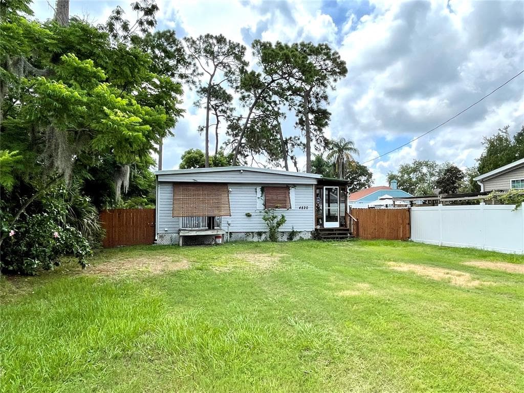 4820 CAPRON STREET NEW PORT RICHEY, FL 34653