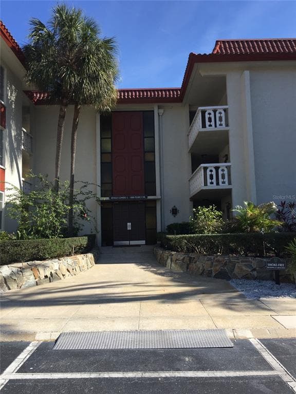 1009 PEARCE DRIVE UNIT 107 CLEARWATER, FL 33764