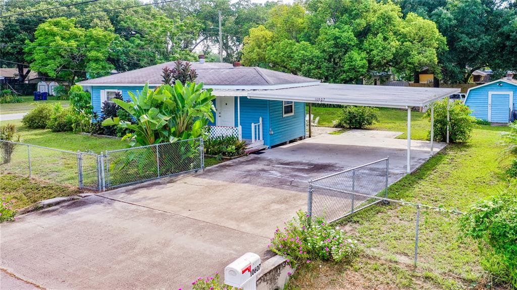 10607 SASSAFRAS STREET TAMPA, FL 33617
