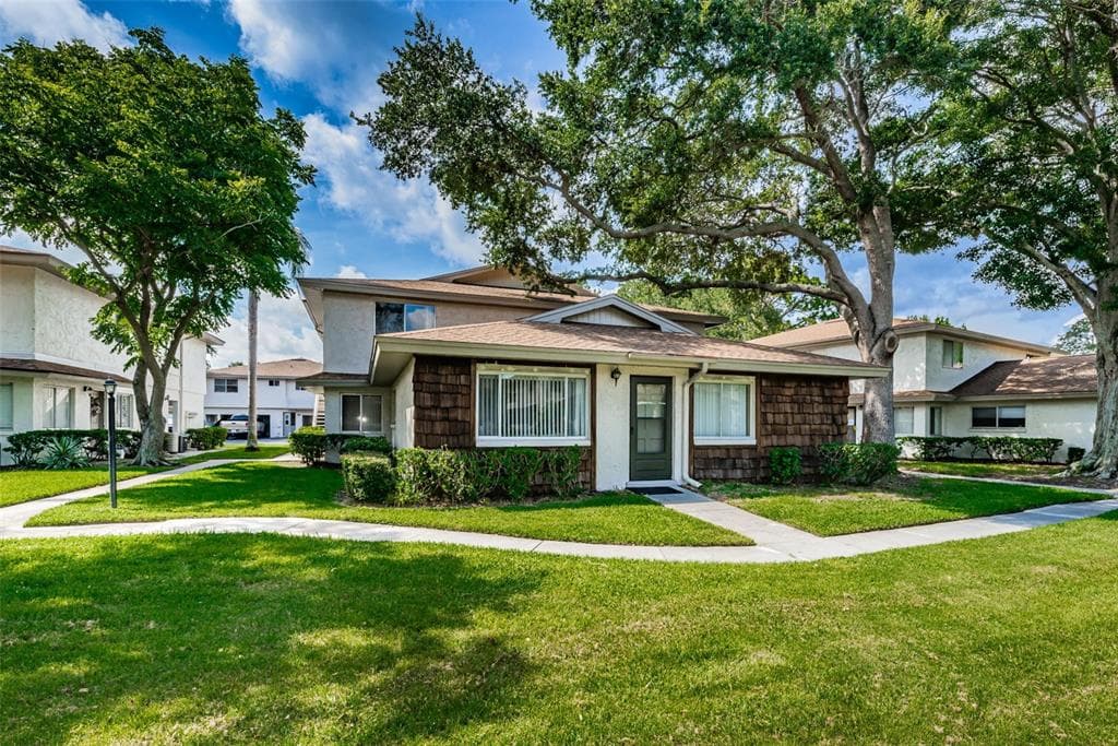 1833 BOUGH AVENUE UNIT 1 CLEARWATER, FL 33760