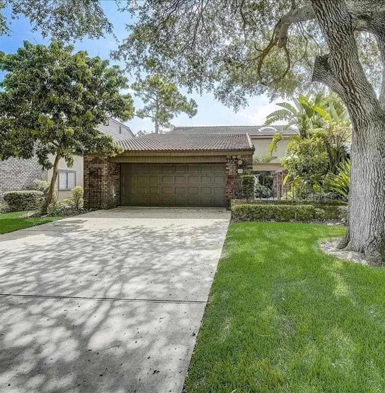135 WODEN WAY WINTER HAVEN, FL 33884