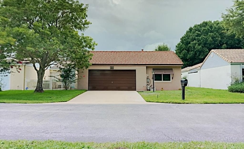 463 LAS CRUCES WINTER HAVEN, FL 33884