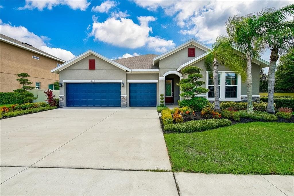 1207 CADENCE COURT