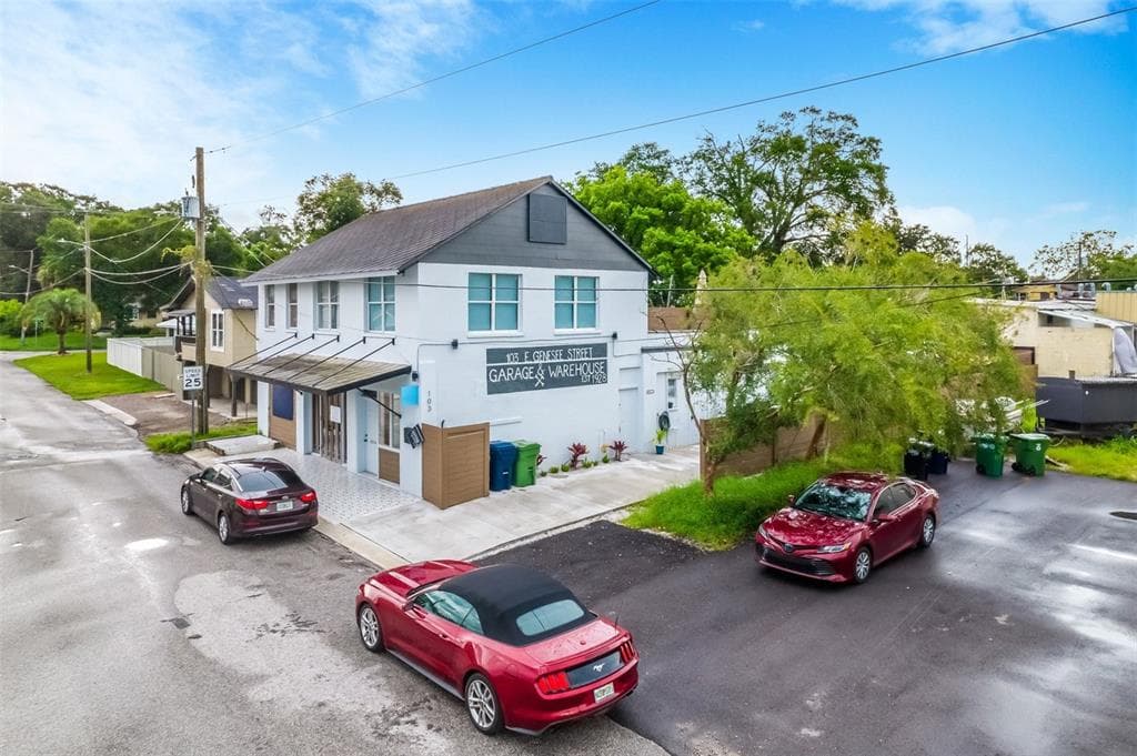103 E GENESEE STREET TAMPA, FL 33603
