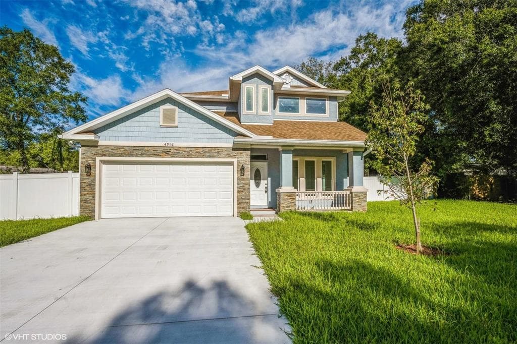 4916 W BARTLETT DRIVE TAMPA, FL 33603